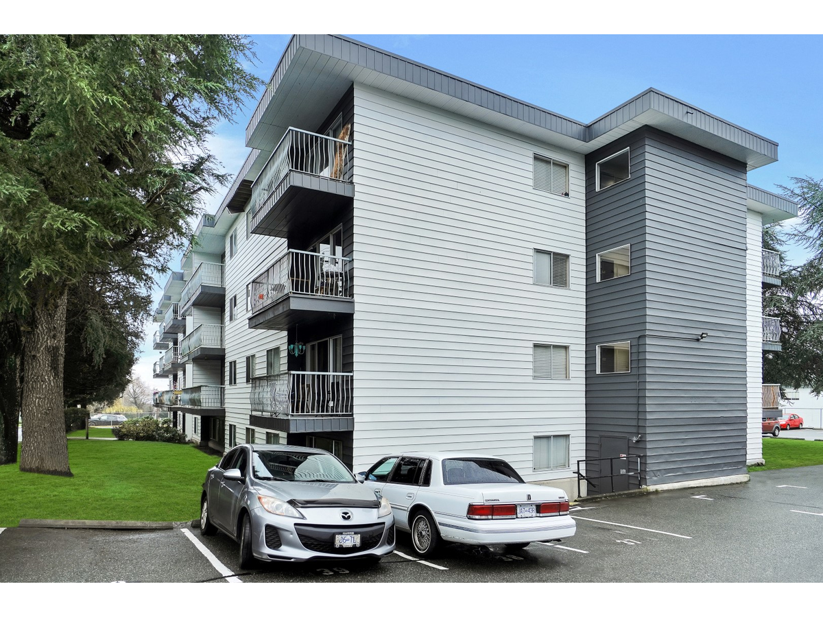 Parkside Manor - Photo 23