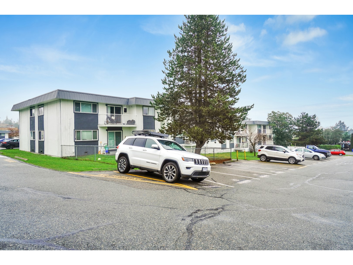 Bowen Estates - Photo 23