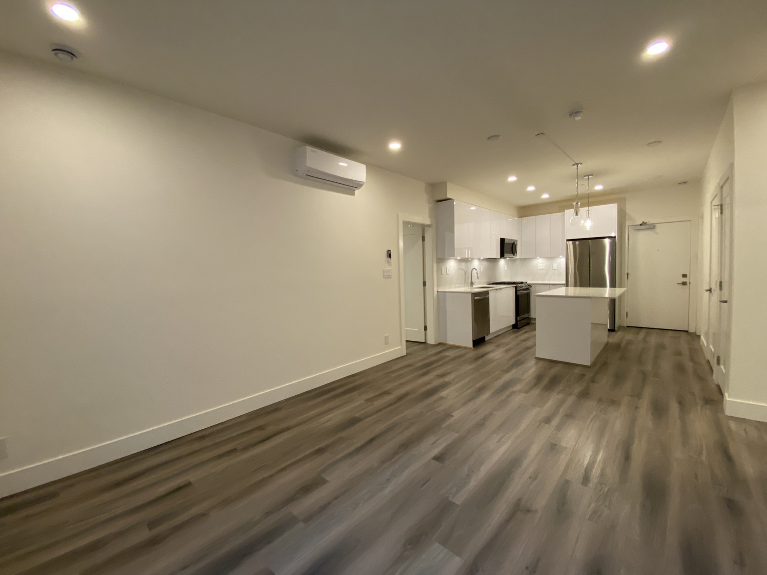 Aristotle - Photo 15