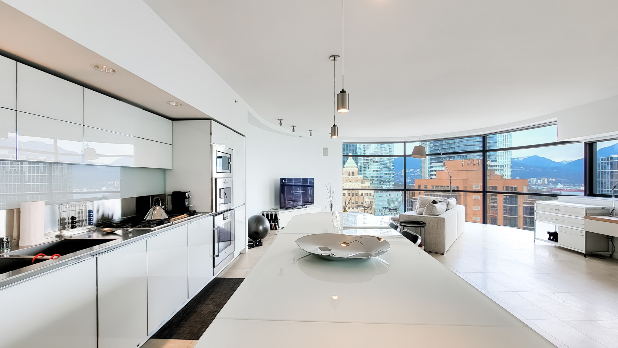 Jameson House - Photo 5
