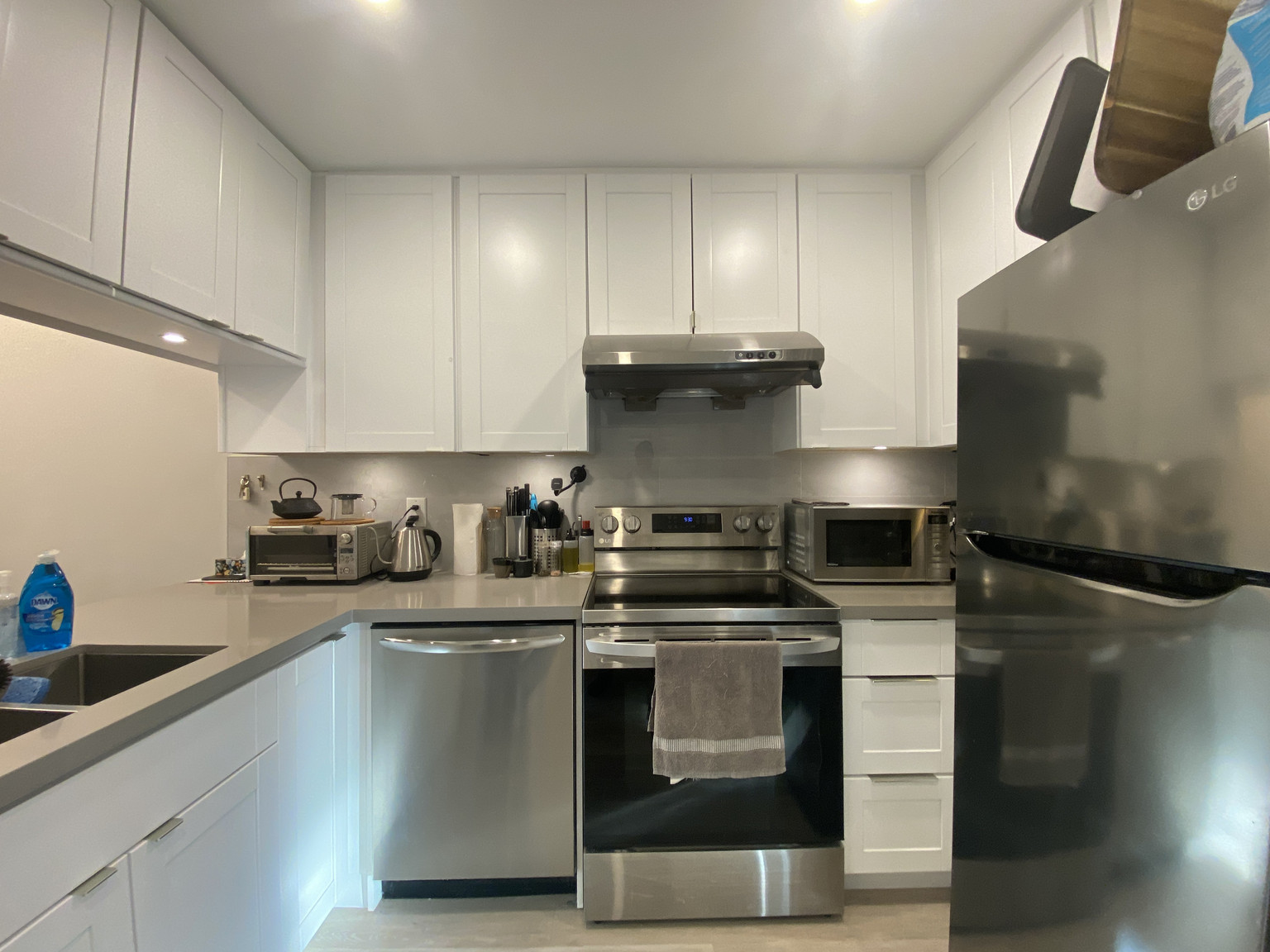 Eton Heights - Photo 8