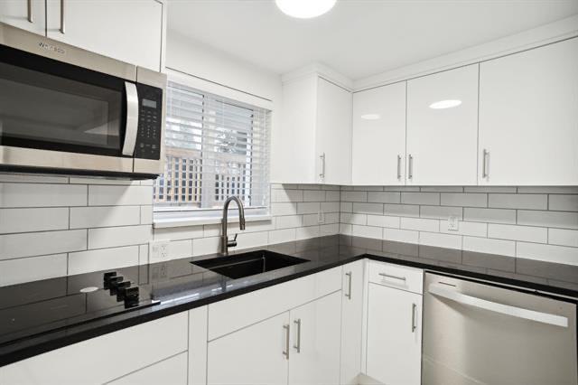 2 BENSON DR - Photo 5