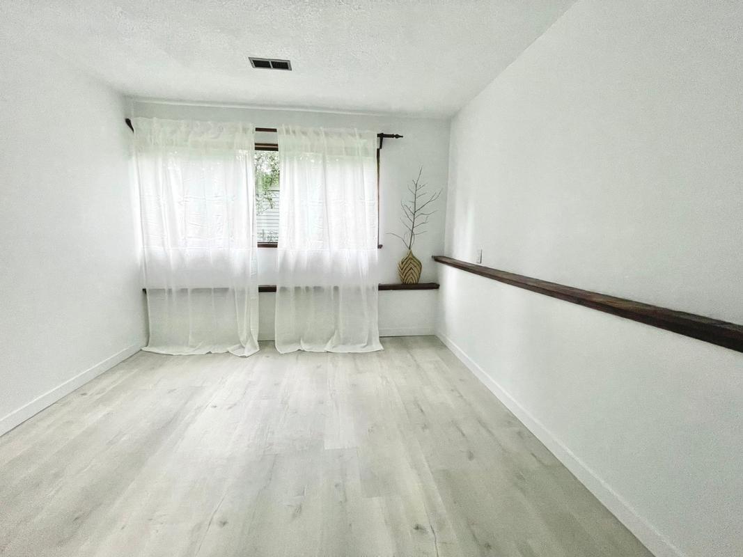  2133 Sperling Ave - Photo 24