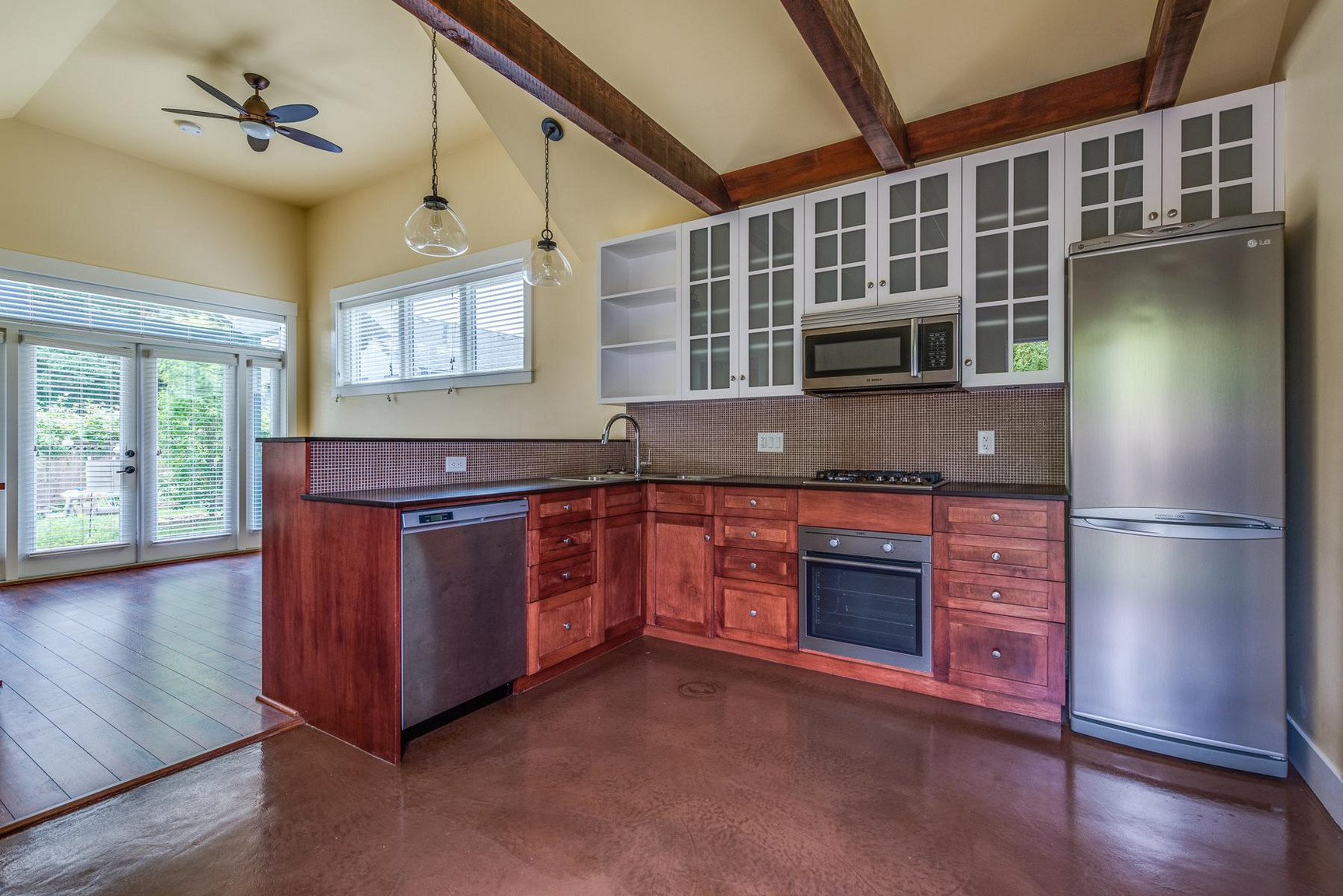 328 East 20th Street - Photo 5