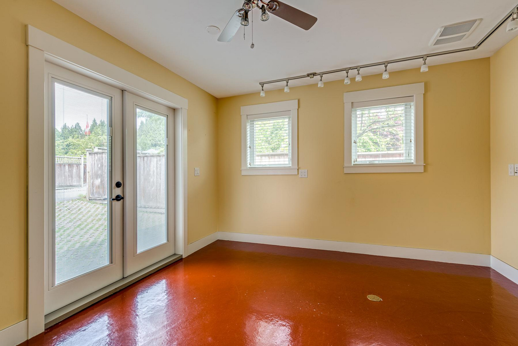 328 East 20th Street - Photo 15