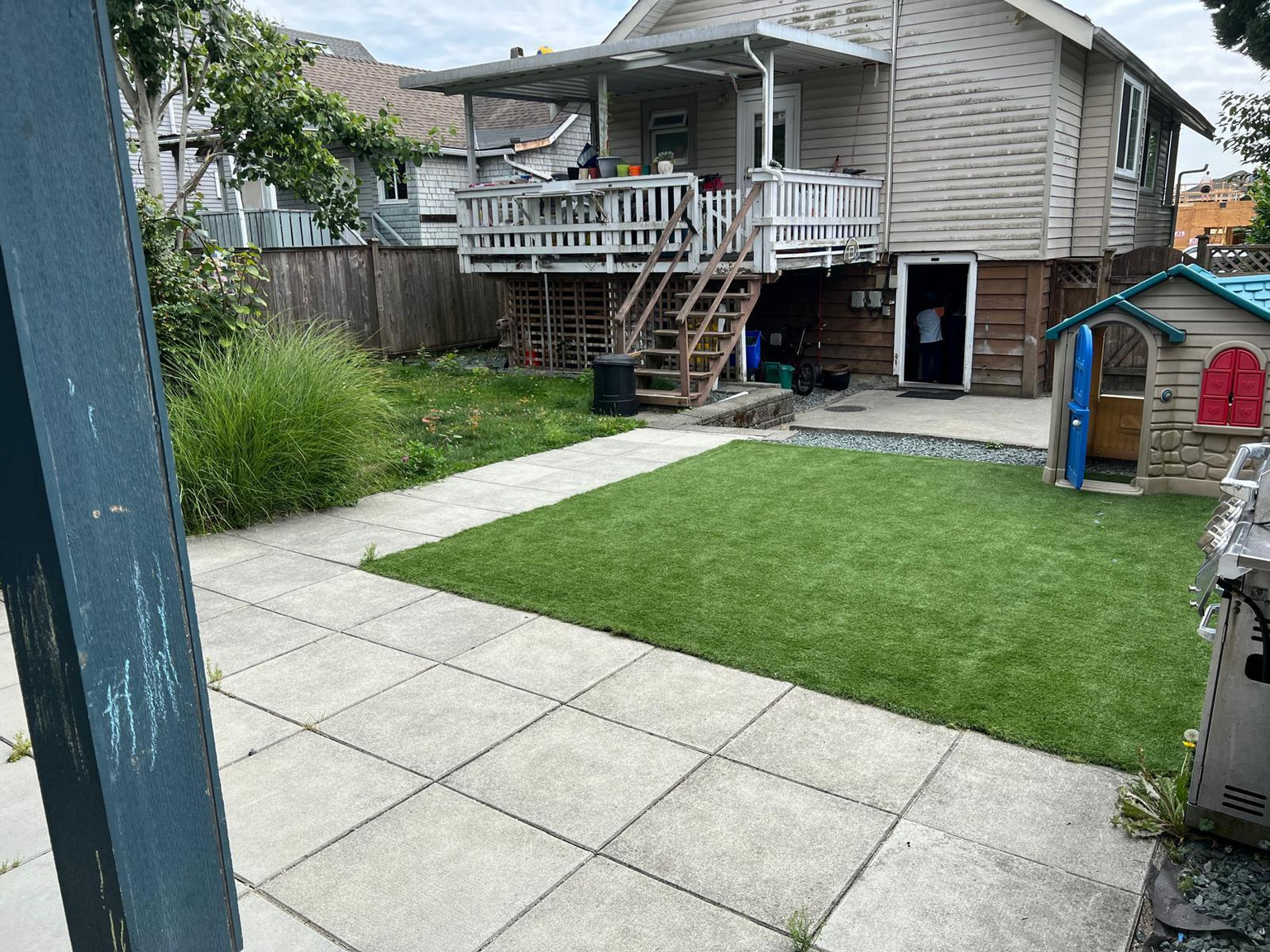 328 East 20th Street - Photo 27