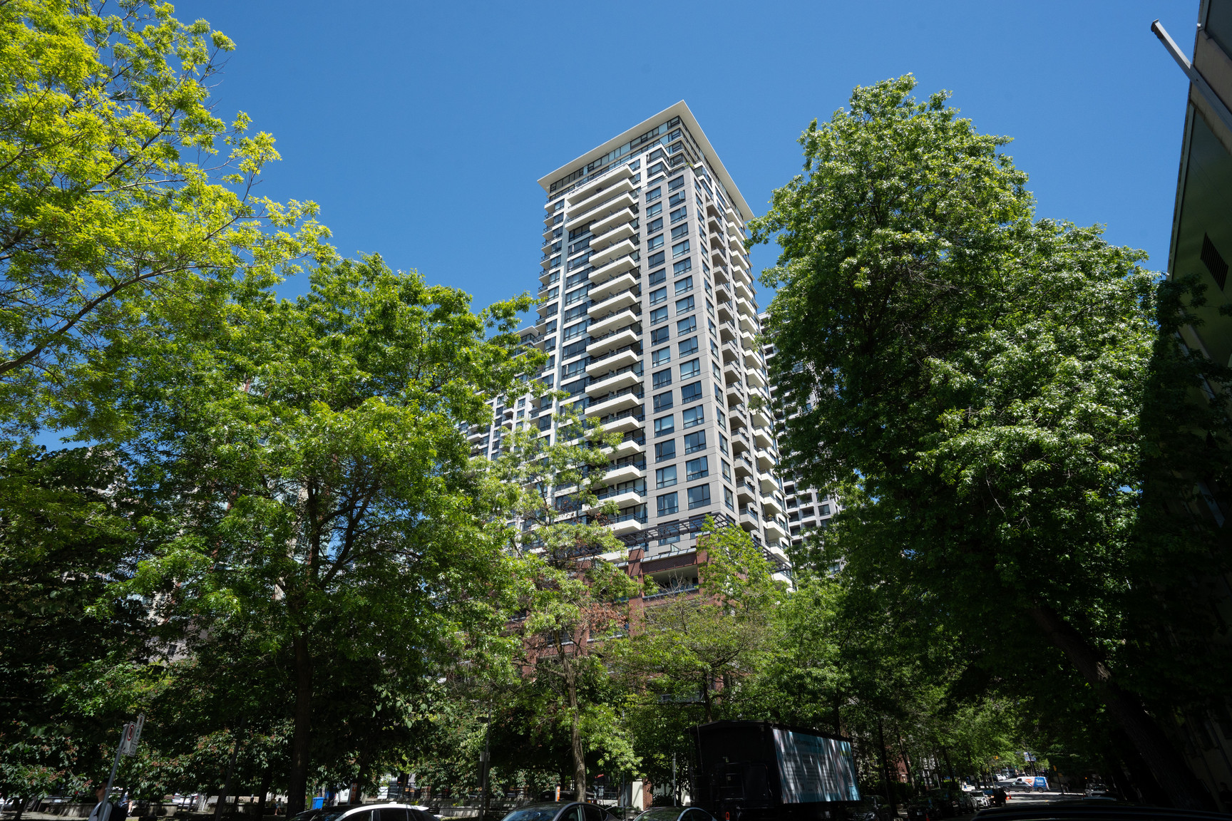 Yaletown Park 3 - Photo 2