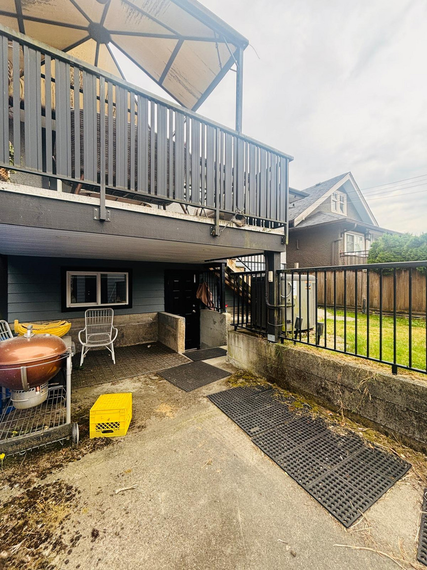 2629 E 6th Avenue - Photo 7