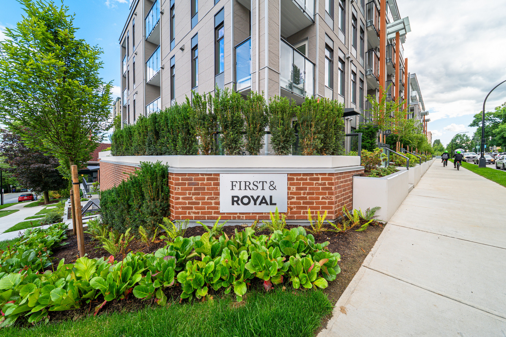First & Royal - Photo 3
