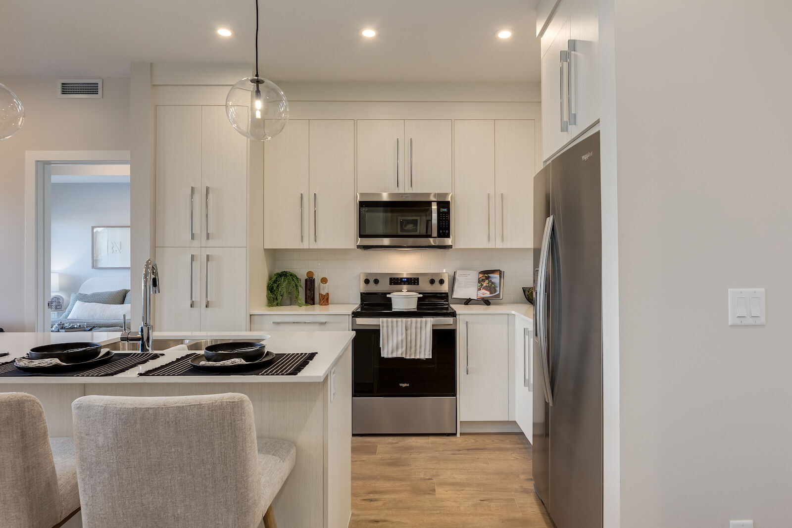 Atlas Apartments - Photo 10