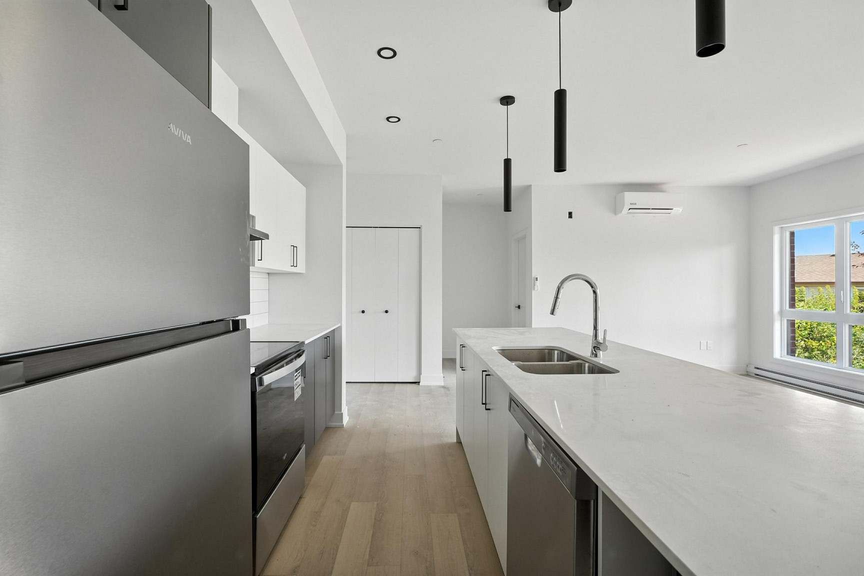 320 Chemin Freeman — photo 2