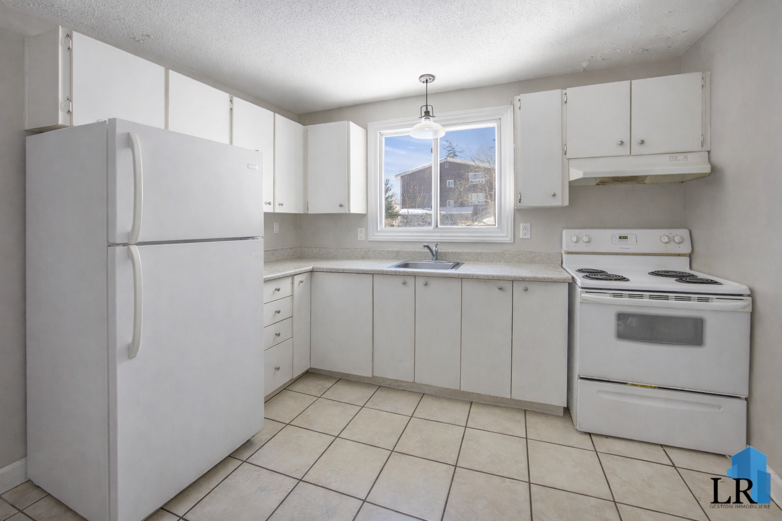 96 Boulevard du Mont-Bleu — photo 2