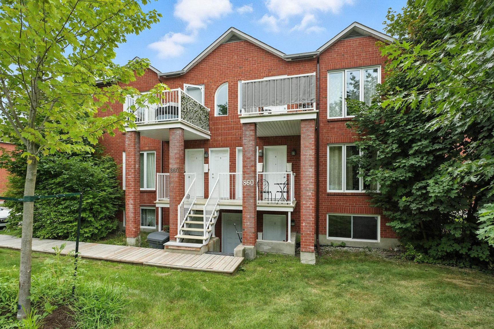830 Boulevard de la Cité-des-Jeunes — photo 2