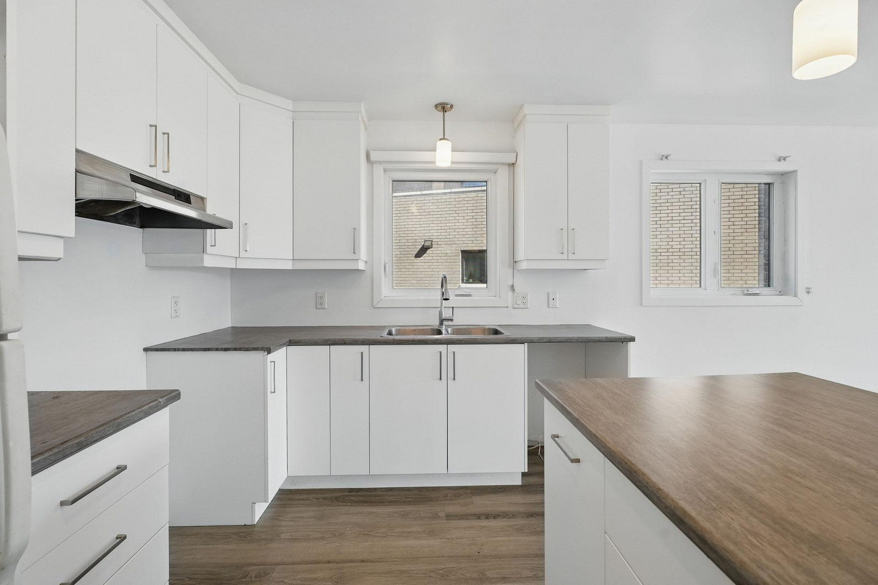 1519 Boulevard Saint-René Est — photo 2