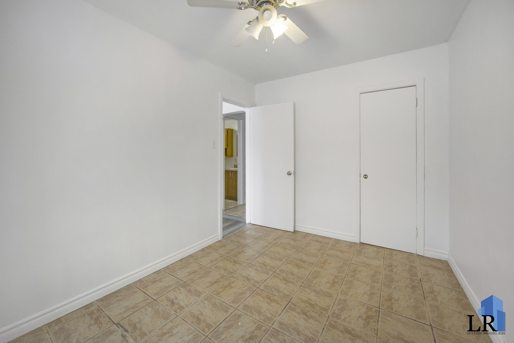 104 Rue East — photo 3