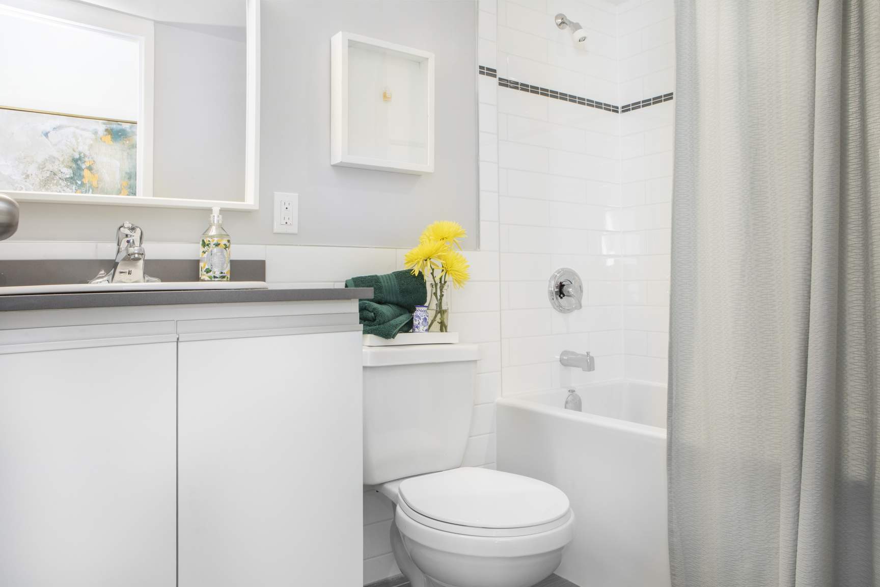 100 Graydon Hall Apartments - Photo 40