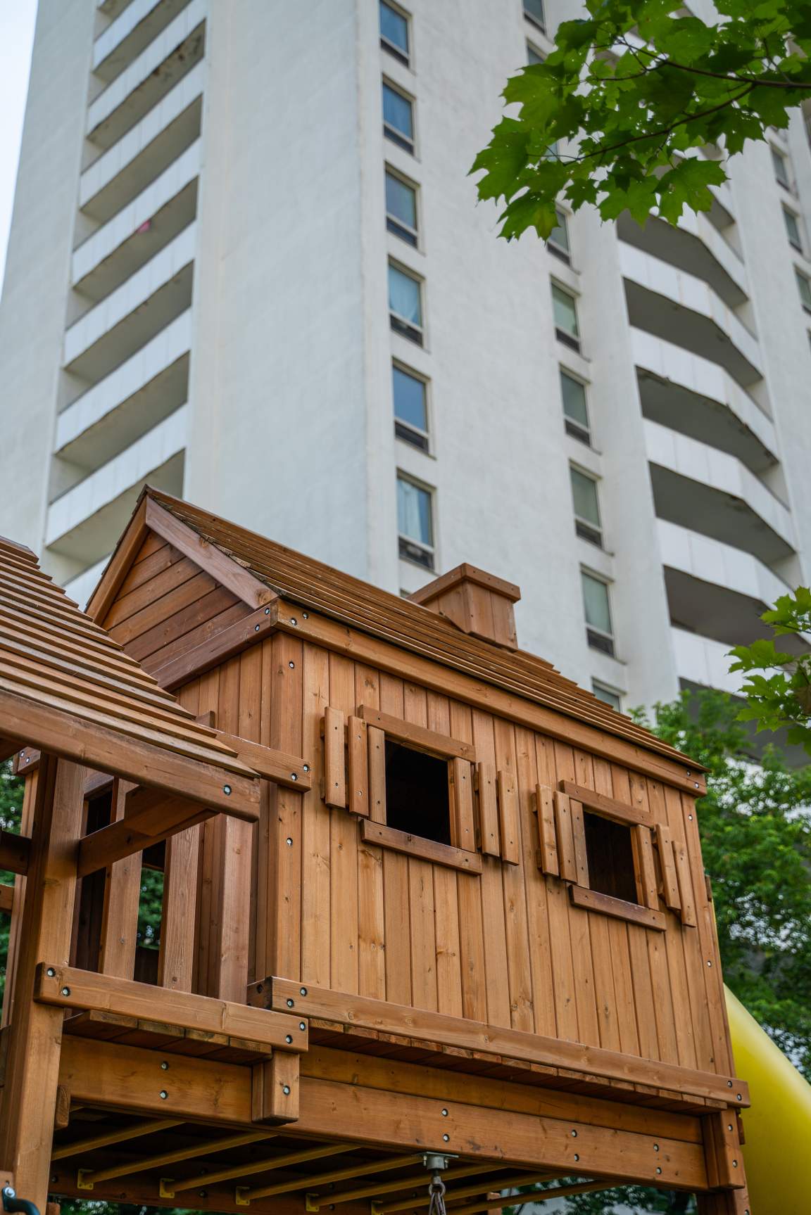 100 Graydon Hall Apartments - Photo 64