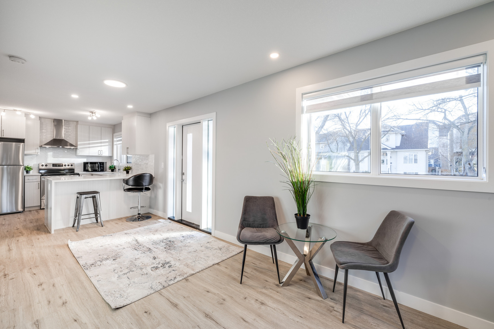 8750 83 Avenue Northwest - Photo 4