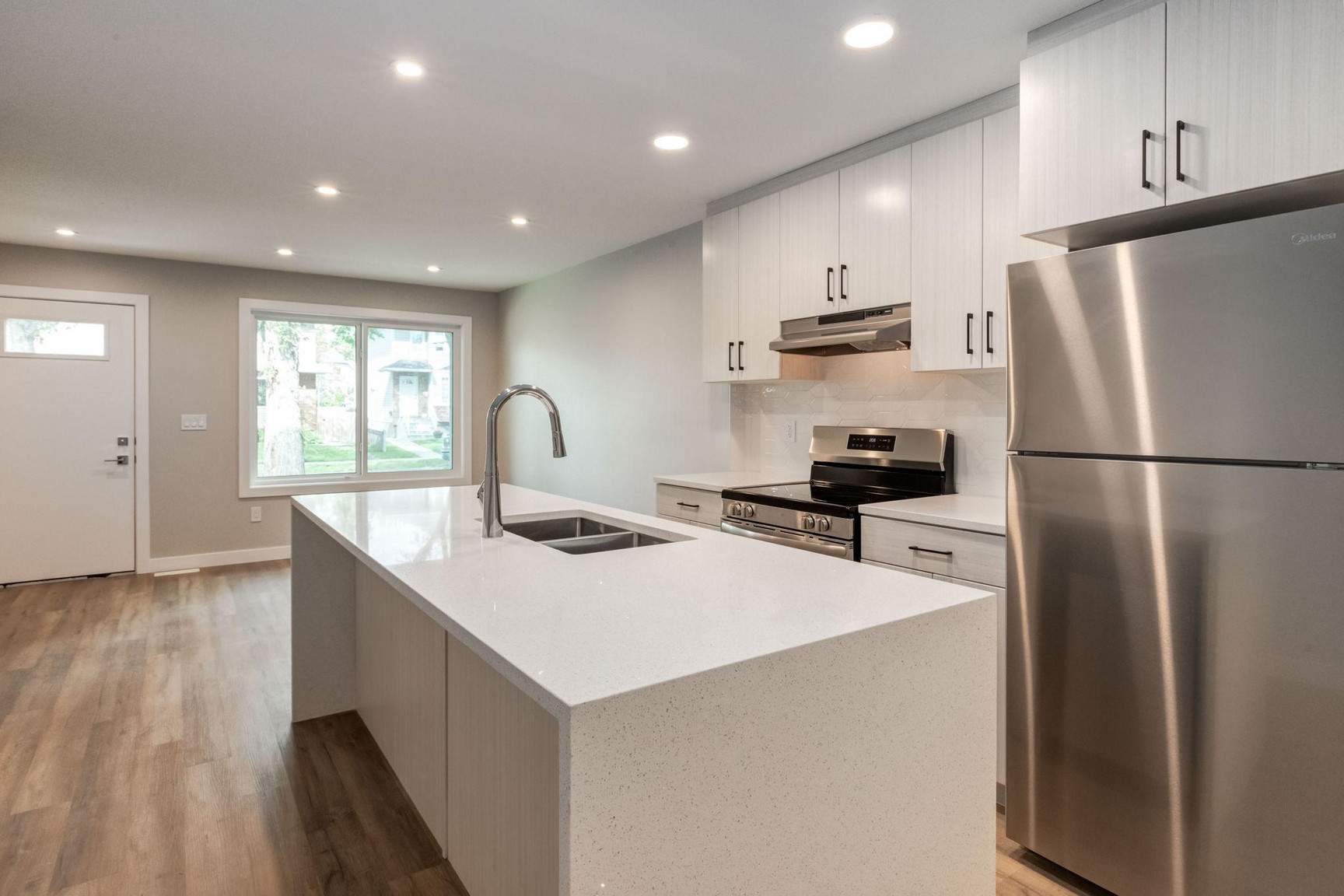 11323 122 Street - Photo 9