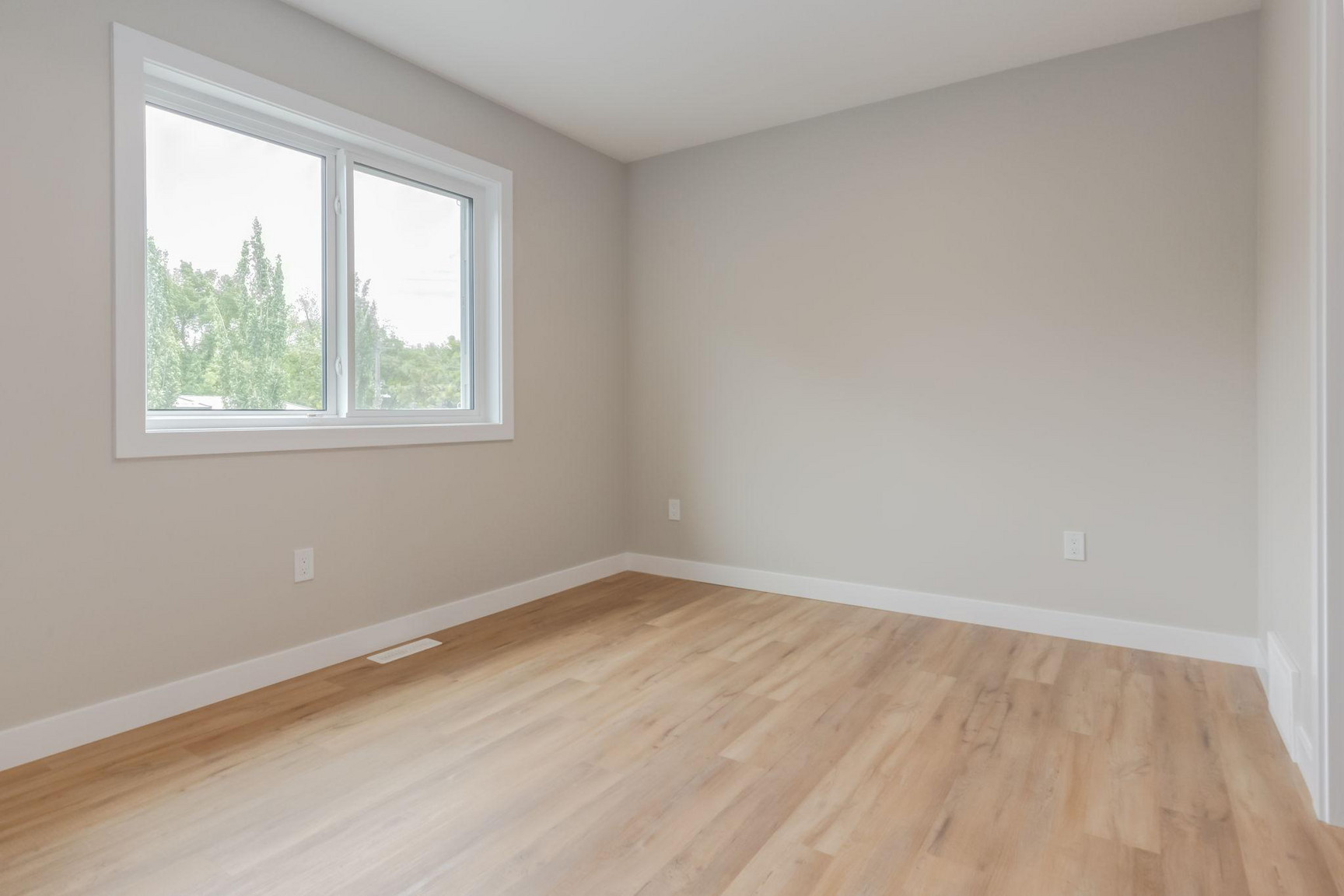 8919 81 Ave. - Photo 13