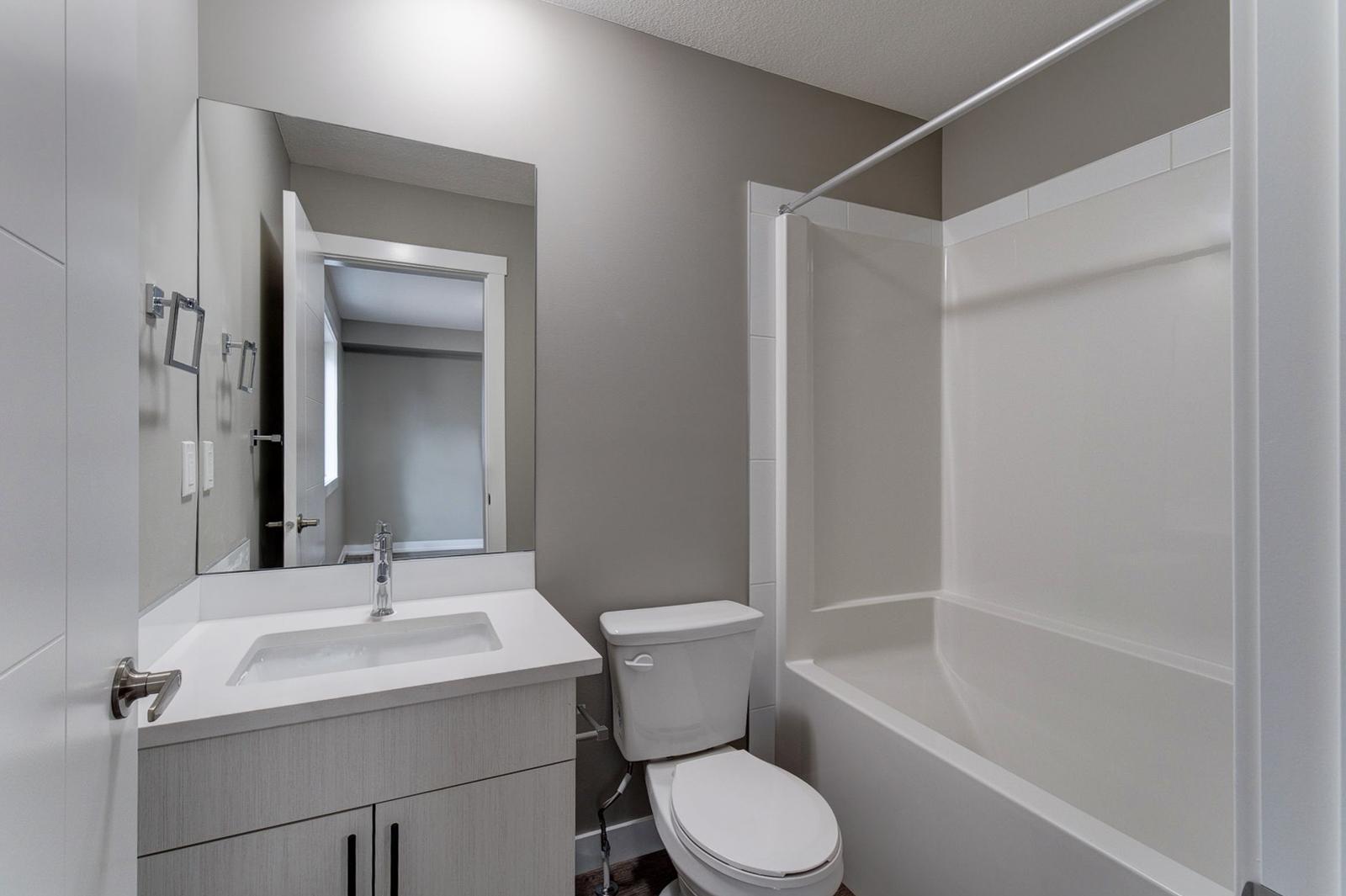 10923 77 Avenue Northwest - Photo 9