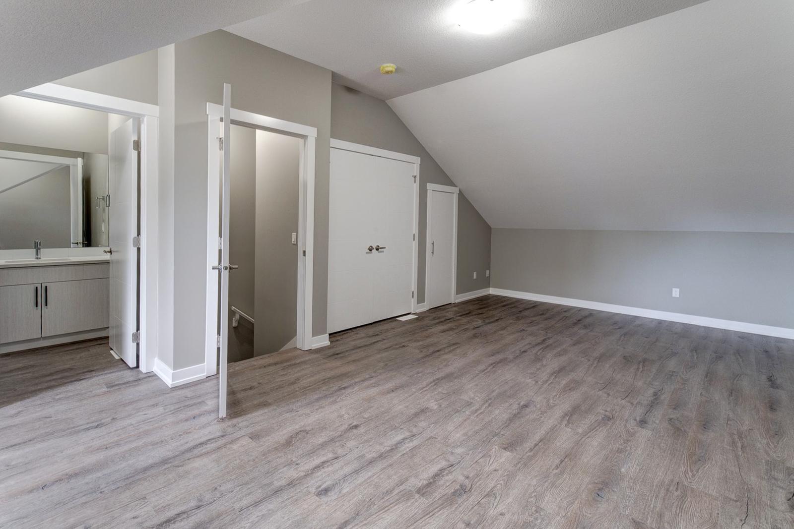 10923 77 Avenue Northwest - Photo 10
