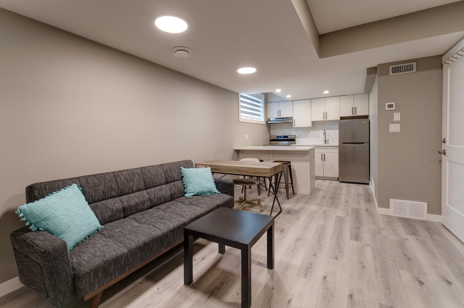 10923 77 Avenue Northwest - Photo 15