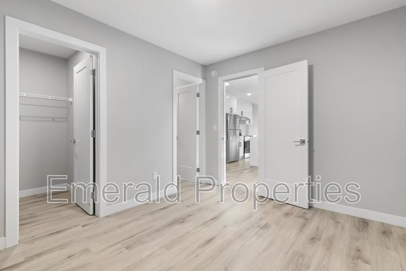 10441 132 St NW - Photo 61