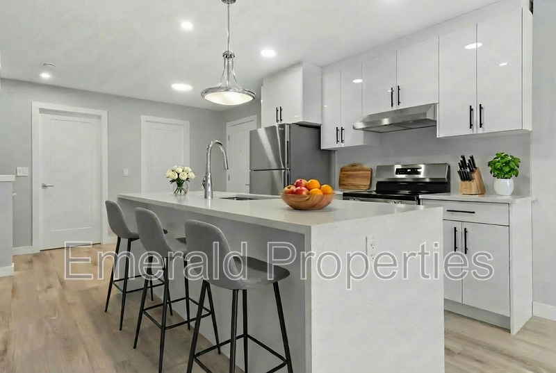 10441 132 St NW - Photo 19