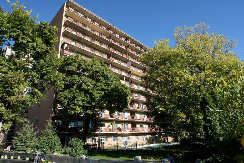 River Crescent Gardens - Photo 14