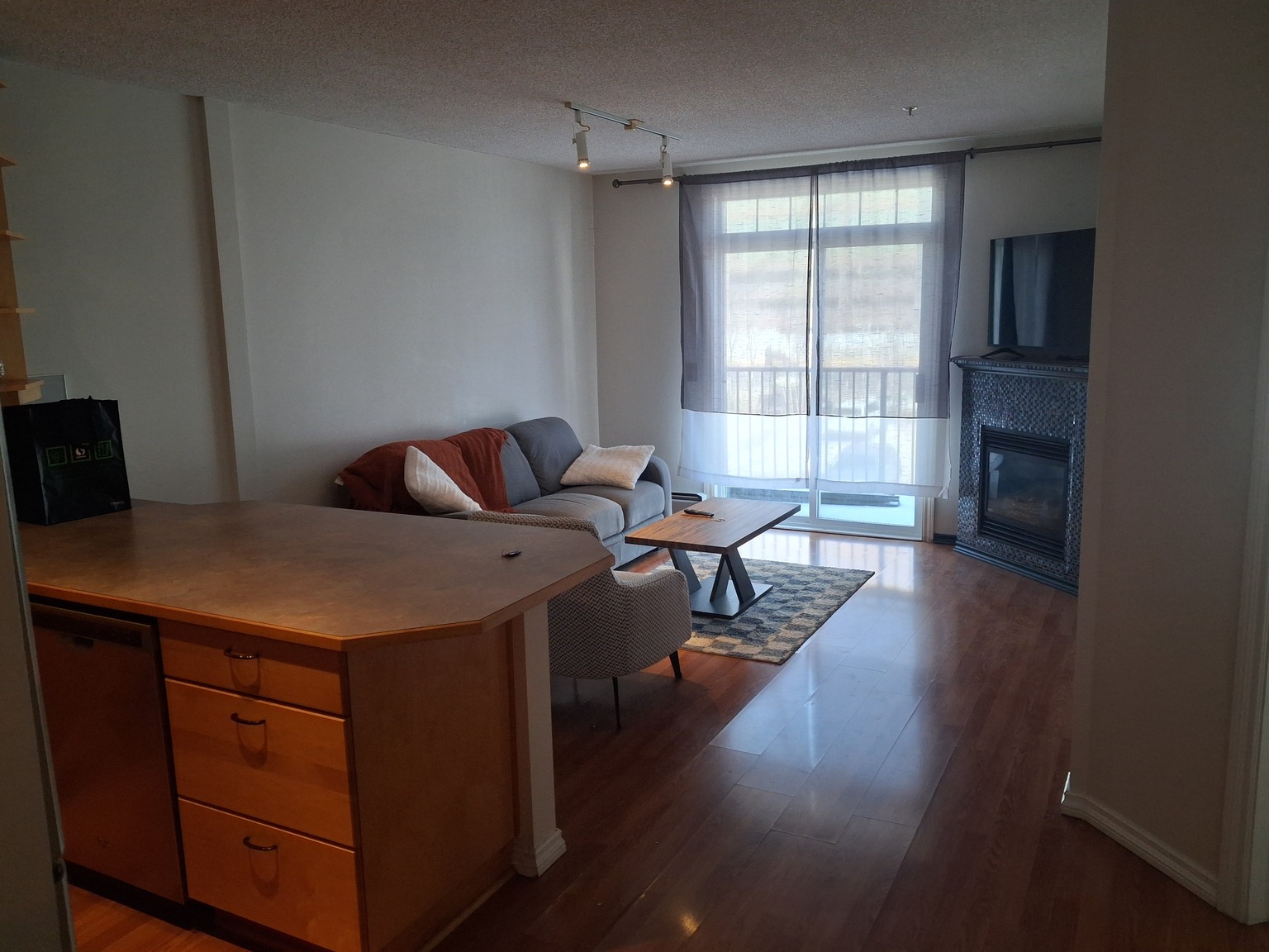 112 14 Avenue Southeast - Photo 7