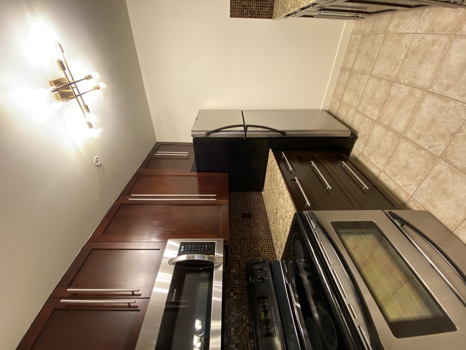 790 Kingsmere Crescent Southwest - Photo 29