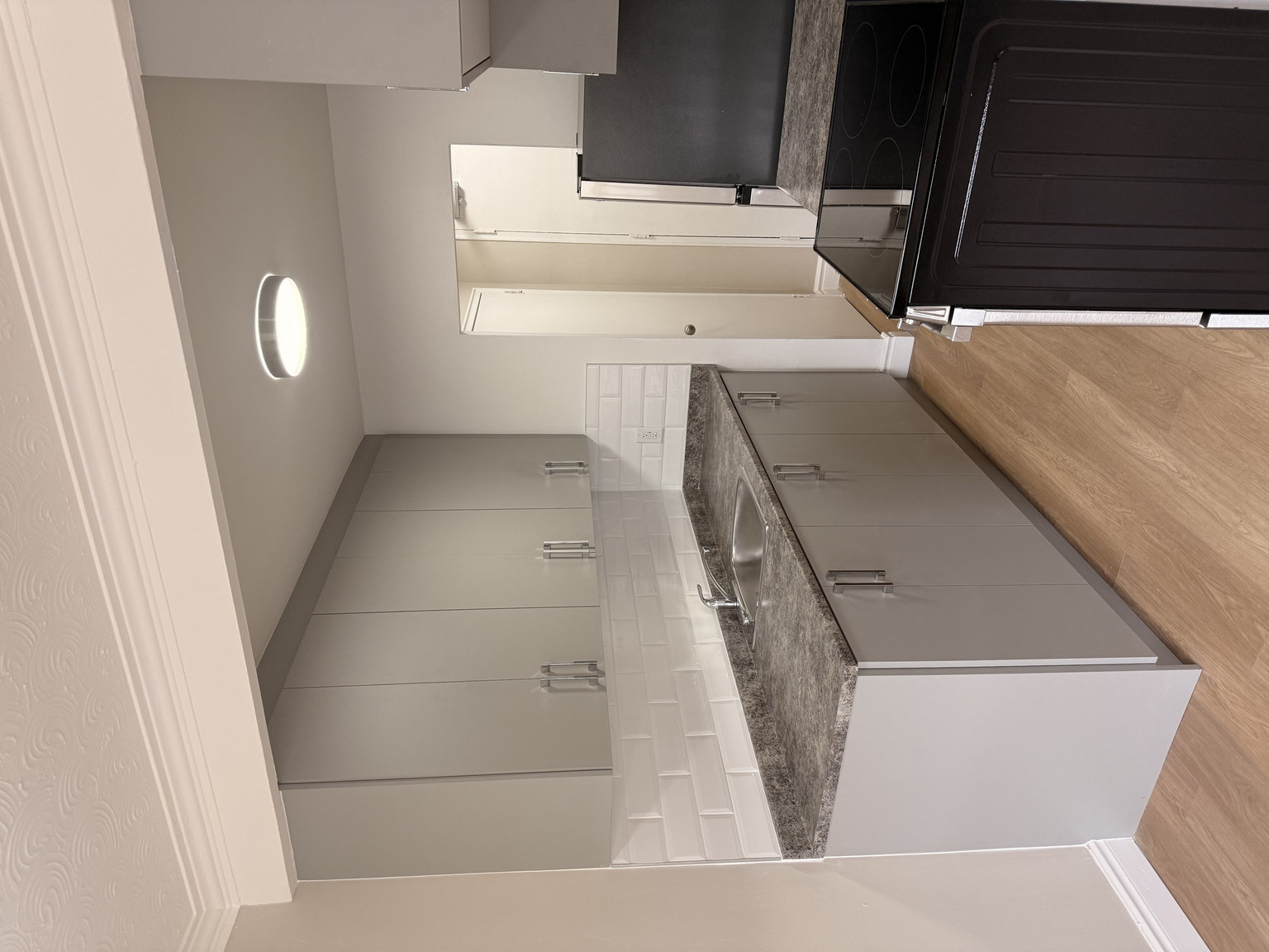 1795 Jane Street - Photo 2