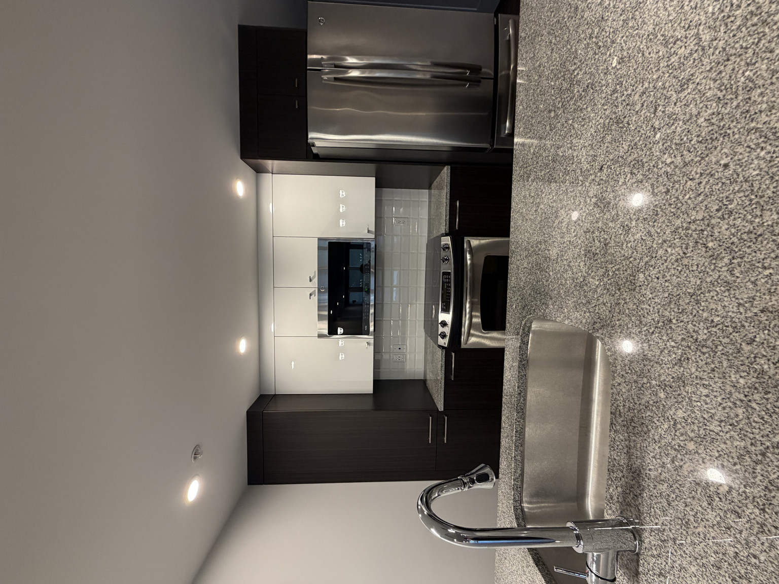 The Pearl Apartments - Photo 35