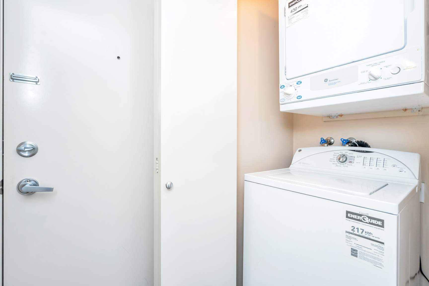 1068 Hornby St - Photo 34