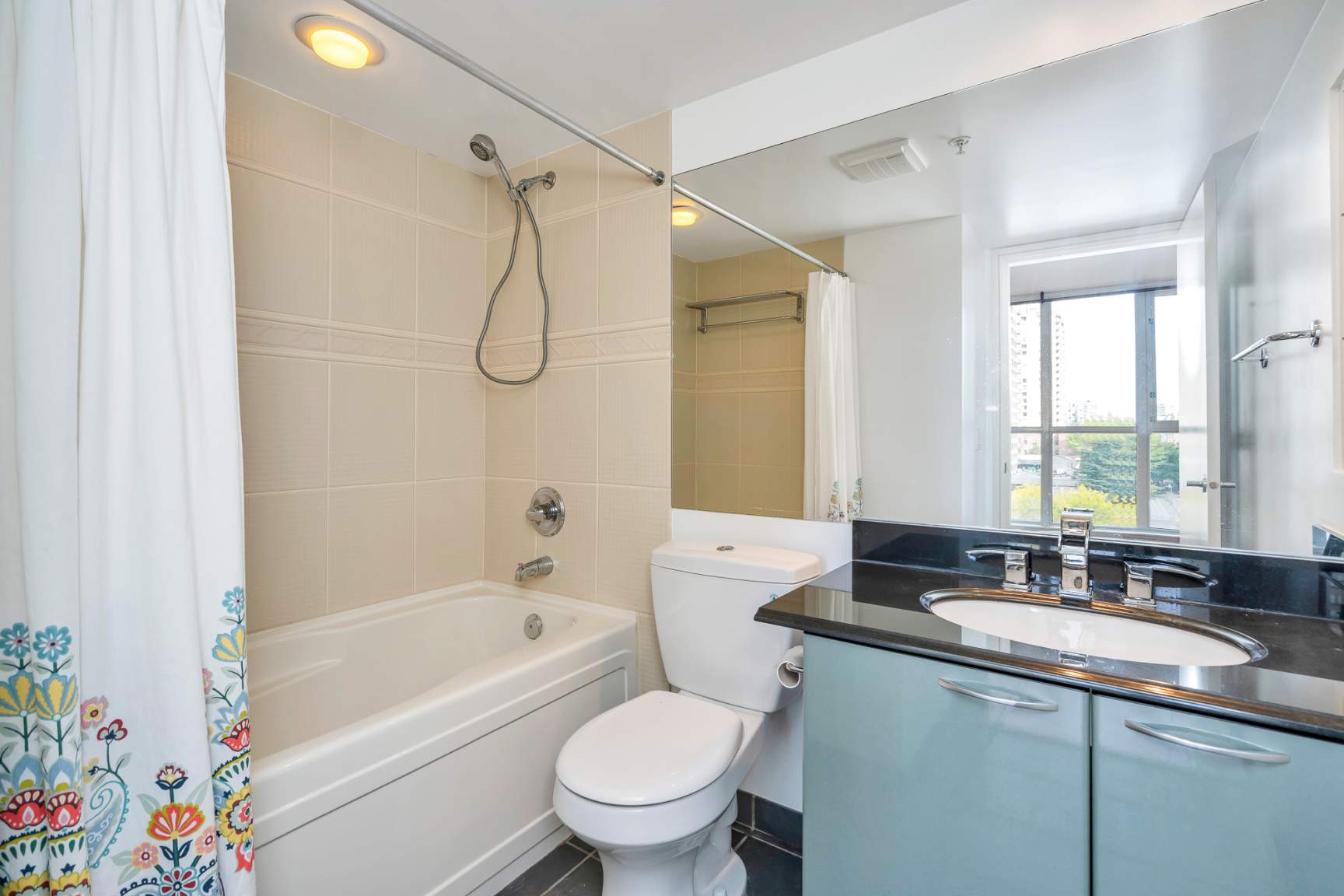 1068 Hornby St - Photo 22