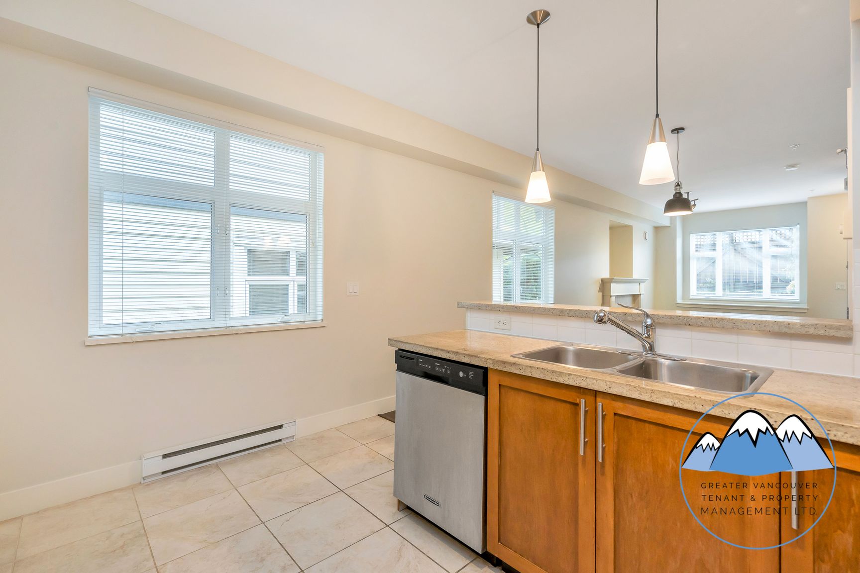 4458 Albert Street - Photo 9