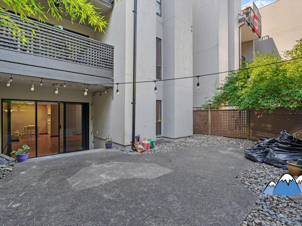 1945 Woodway Place, Burnaby - Photo 38