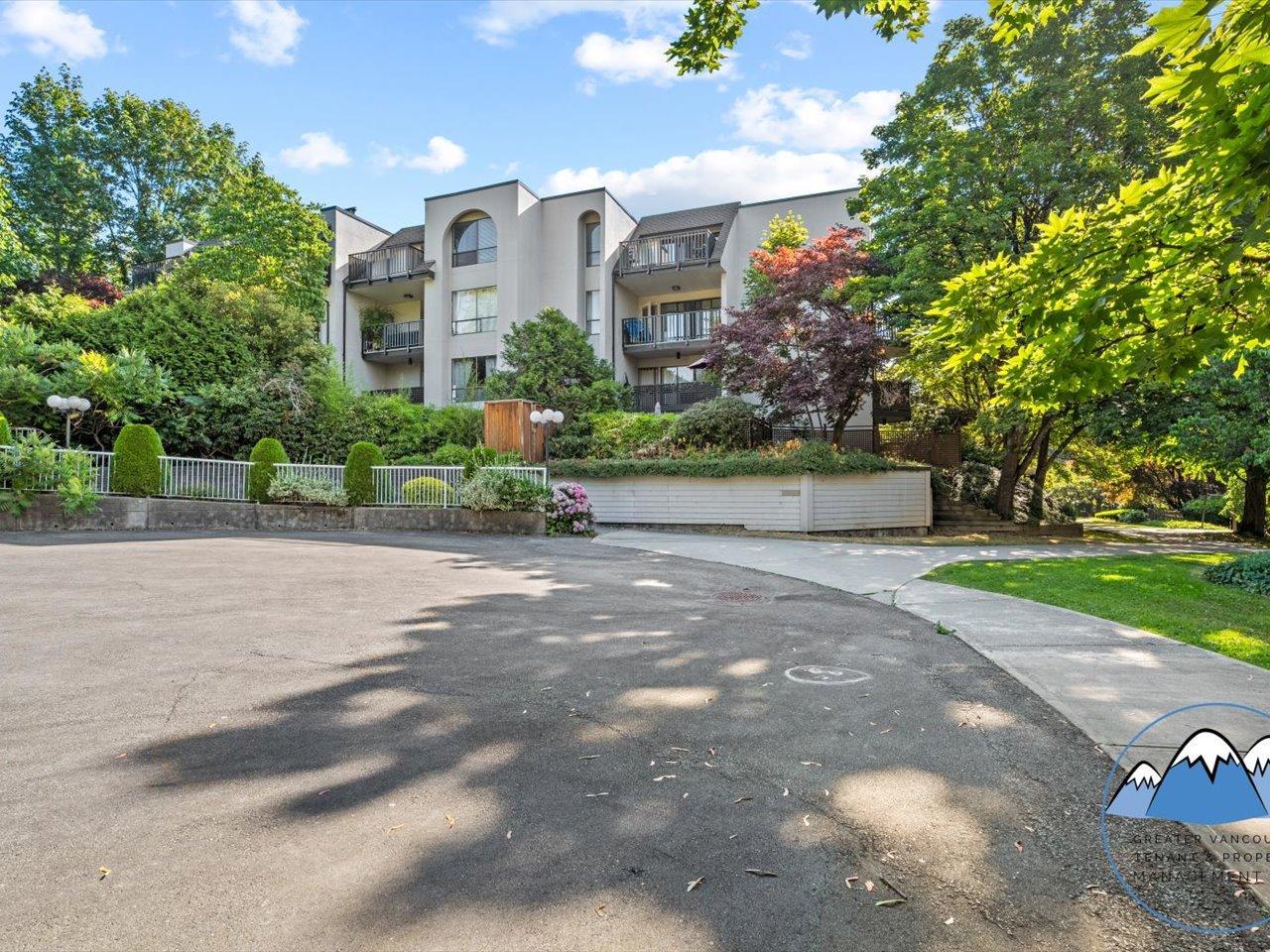 1945 Woodway Place, Burnaby - Photo 48