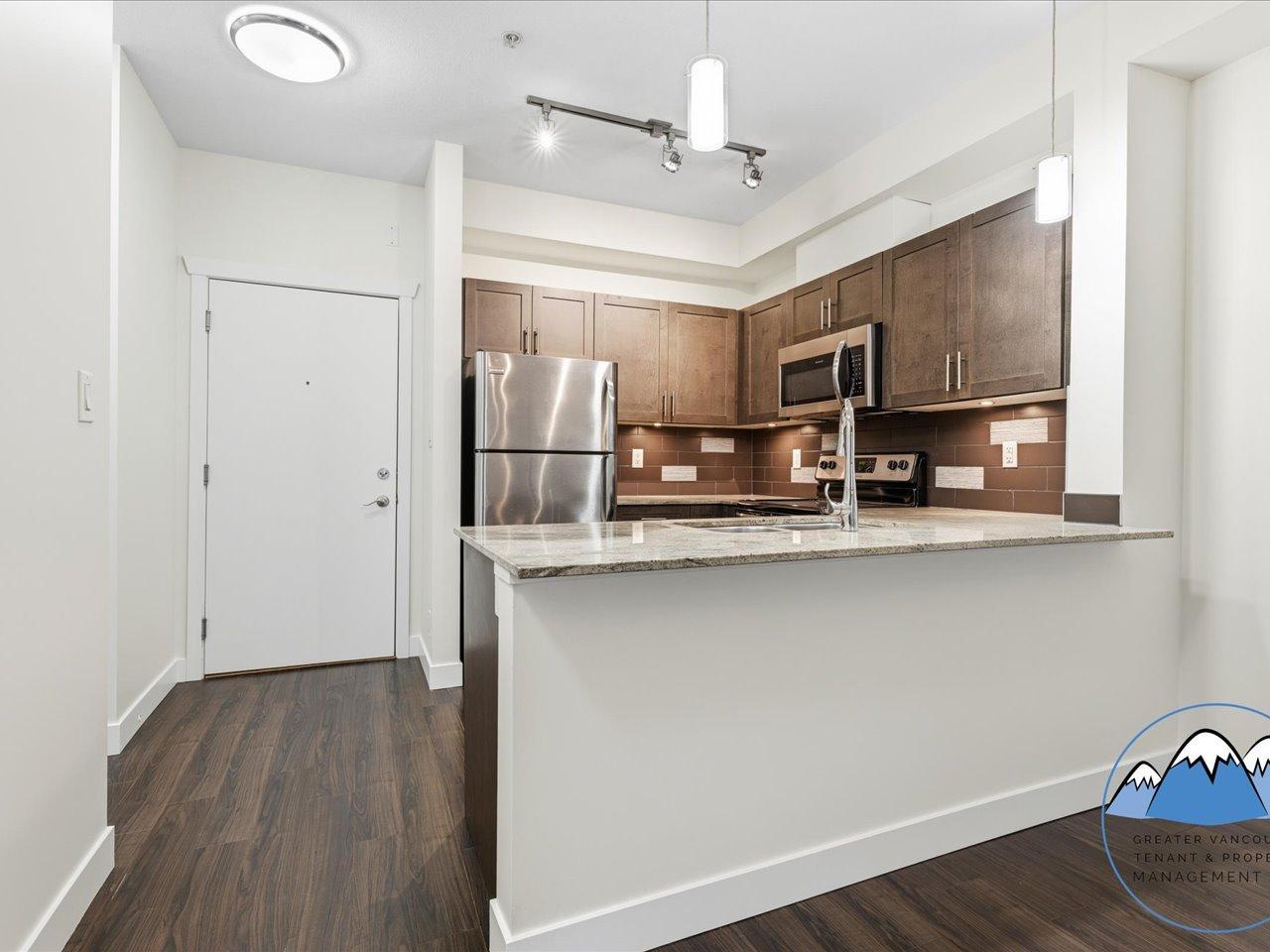 13468 King George Boulevard, Surrey - Photo 4
