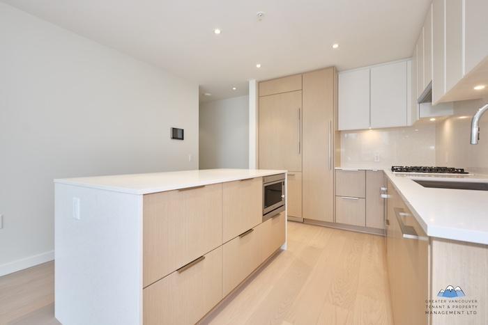 128 15th st w, North Vancouver - Photo 4