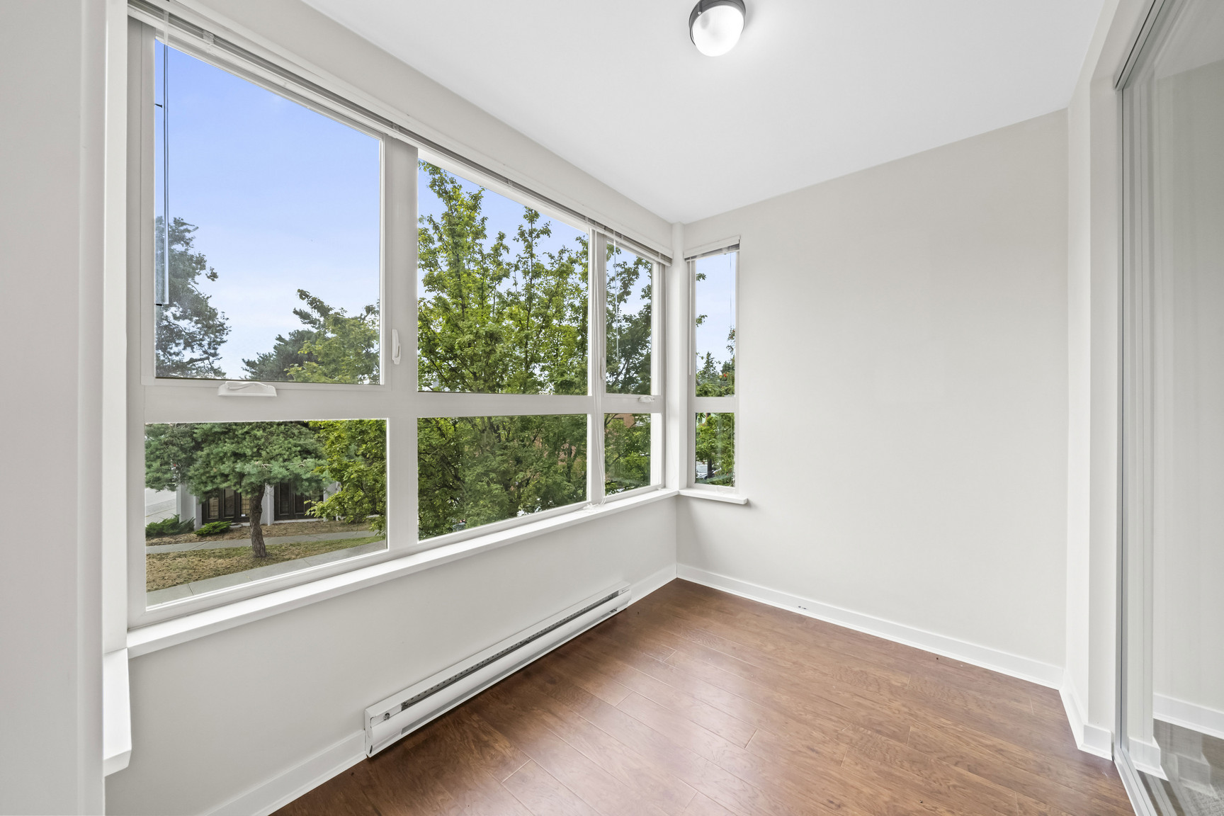 3688 Inverness St - Photo 14