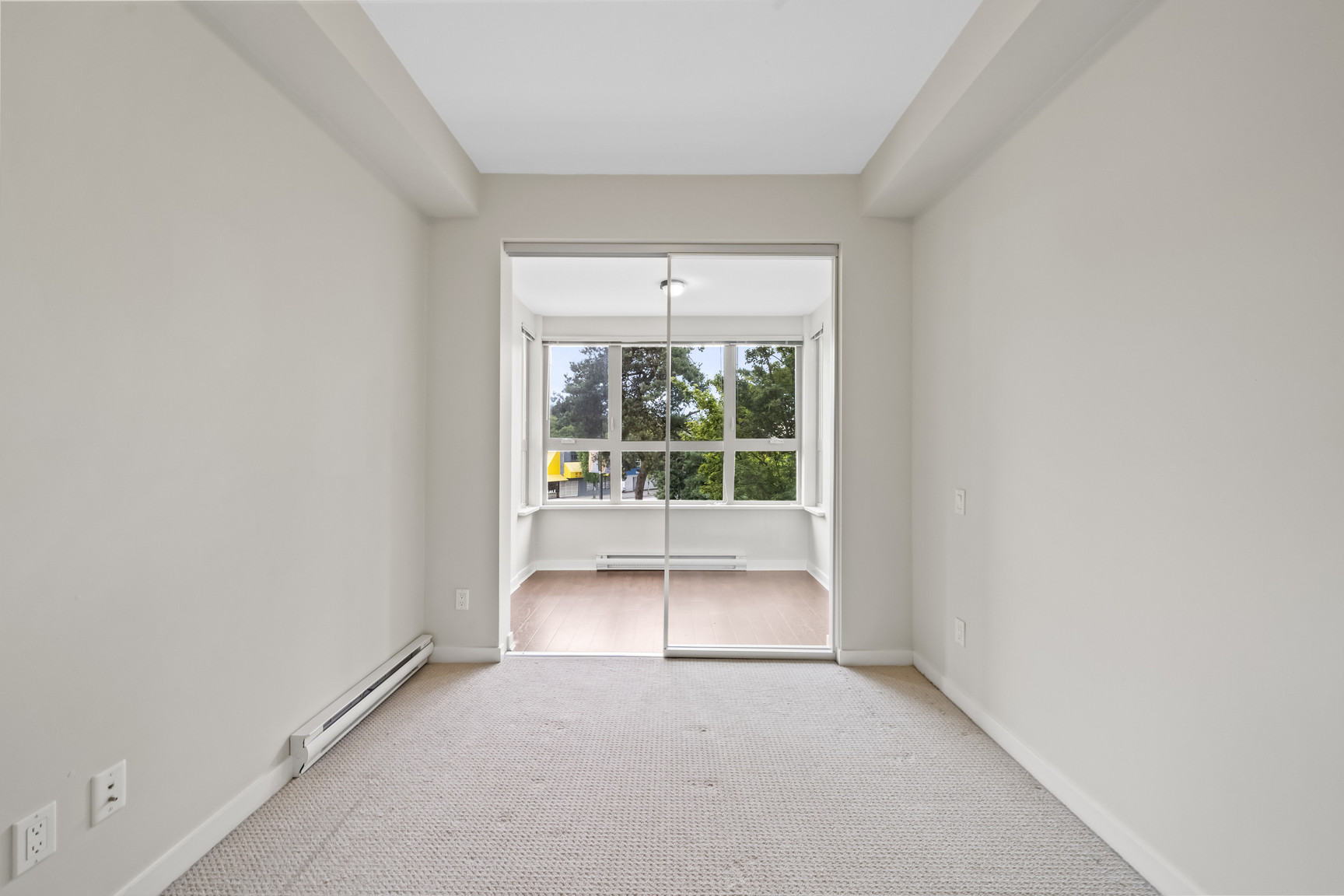 3688 Inverness St - Photo 16