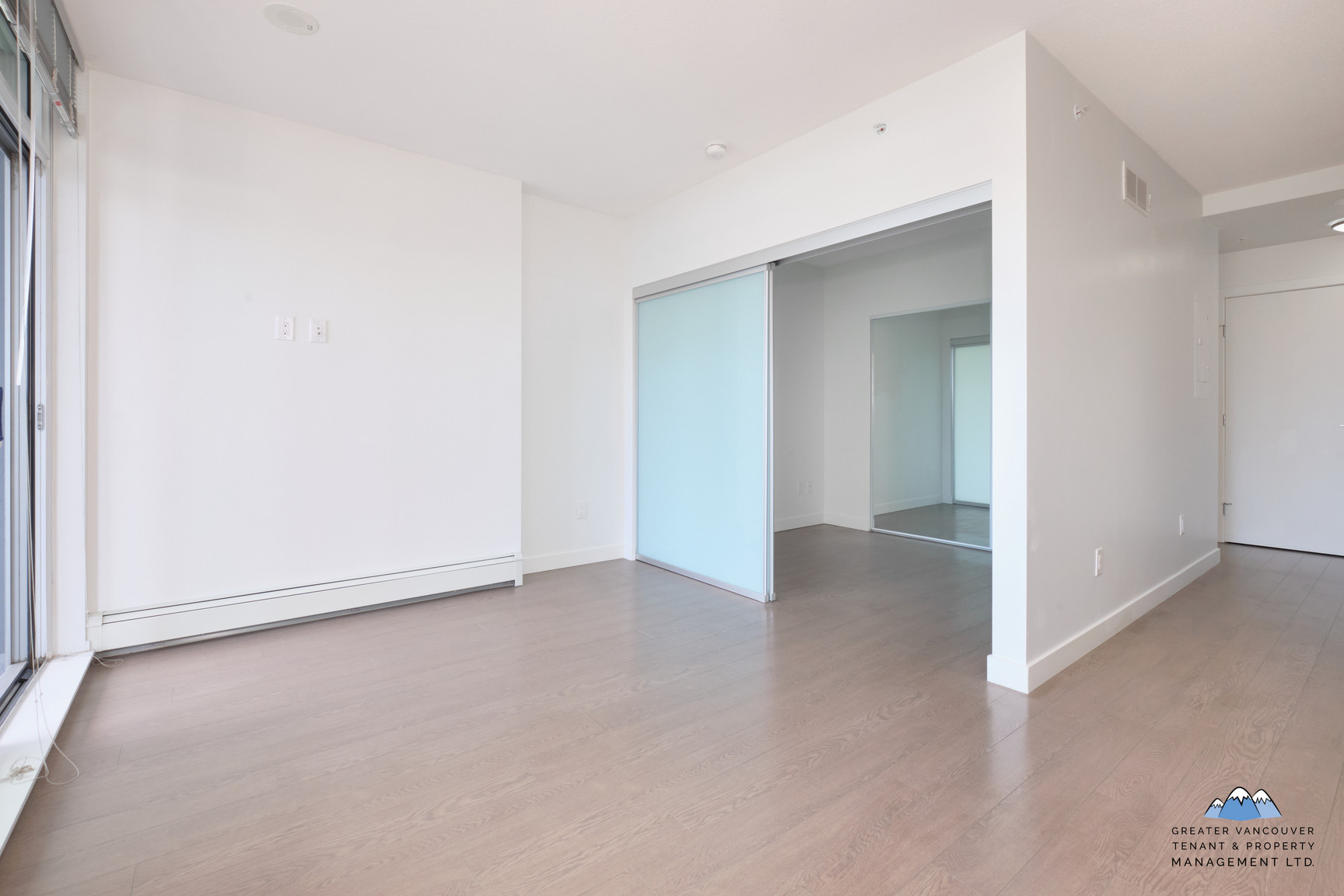 13308 Central Avenue, Surrey - Photo 9