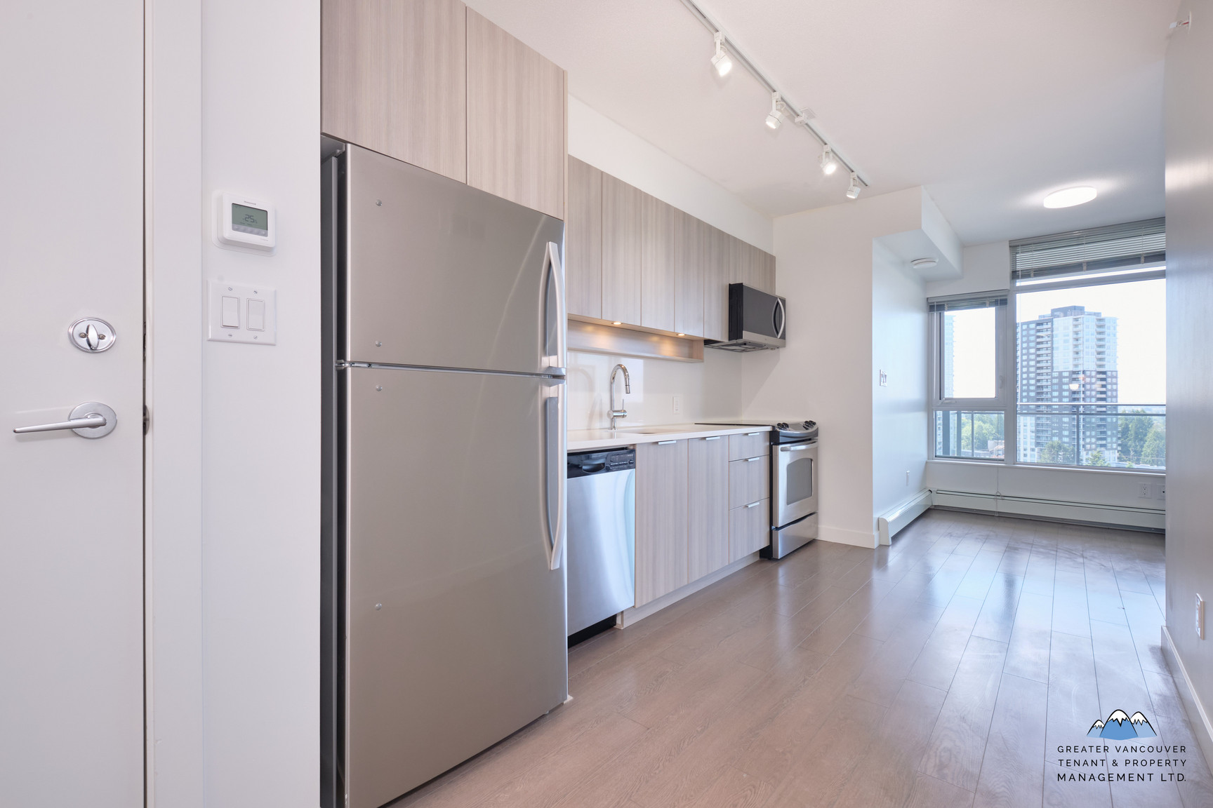 13308 Central Avenue, Surrey - Photo 5