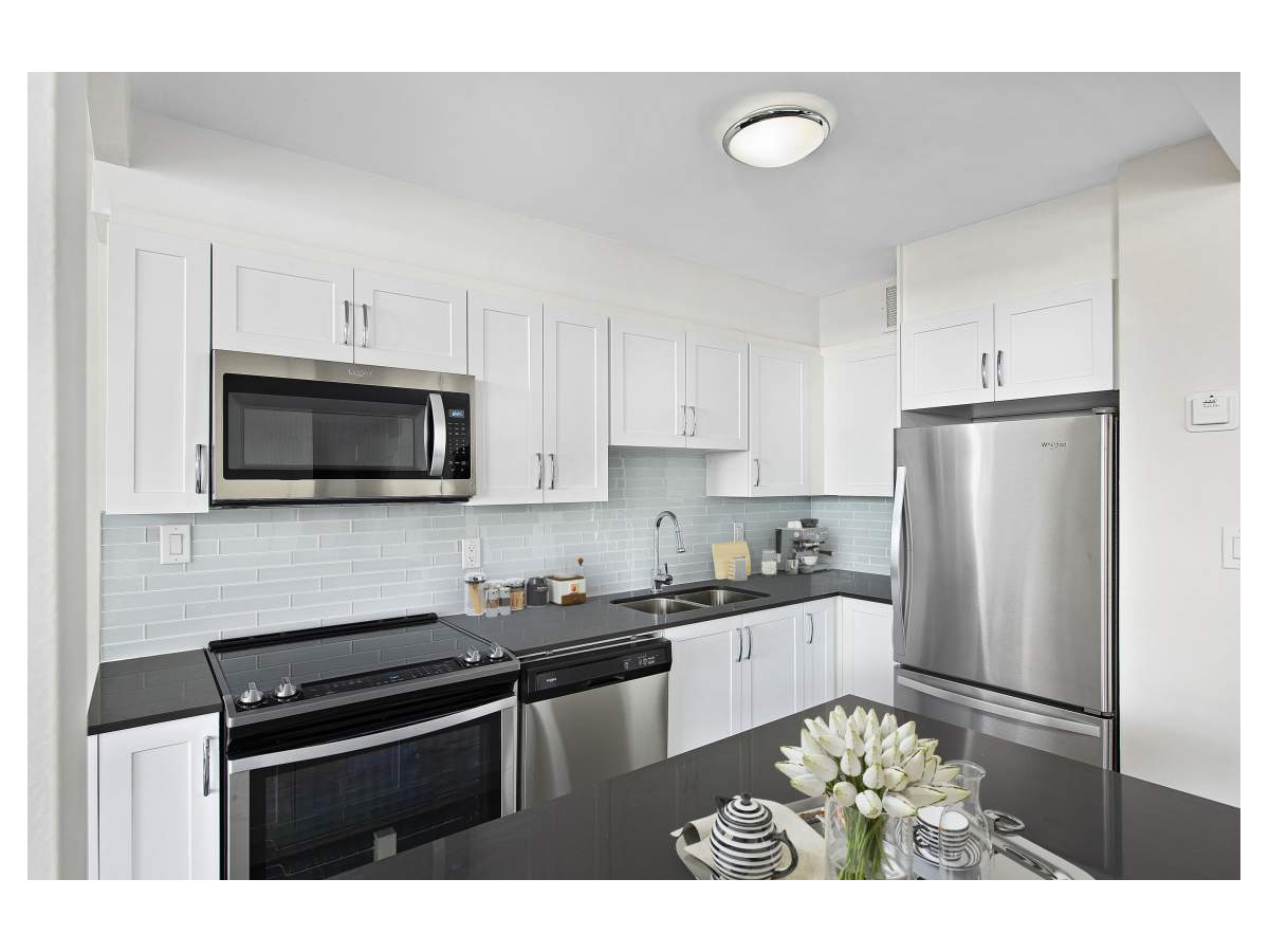 1110 Caven St. - Photo 4