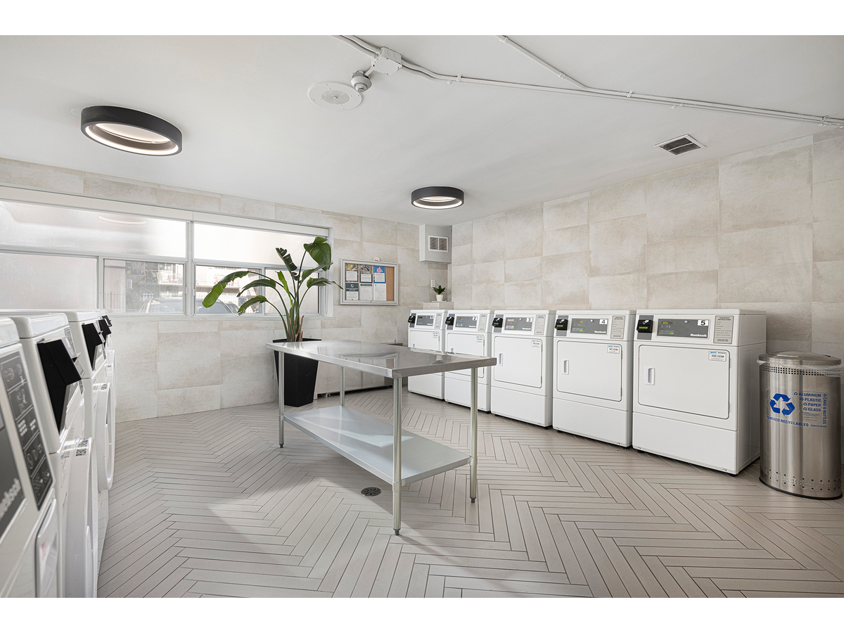 100 Cosburn Ave. - Photo 13