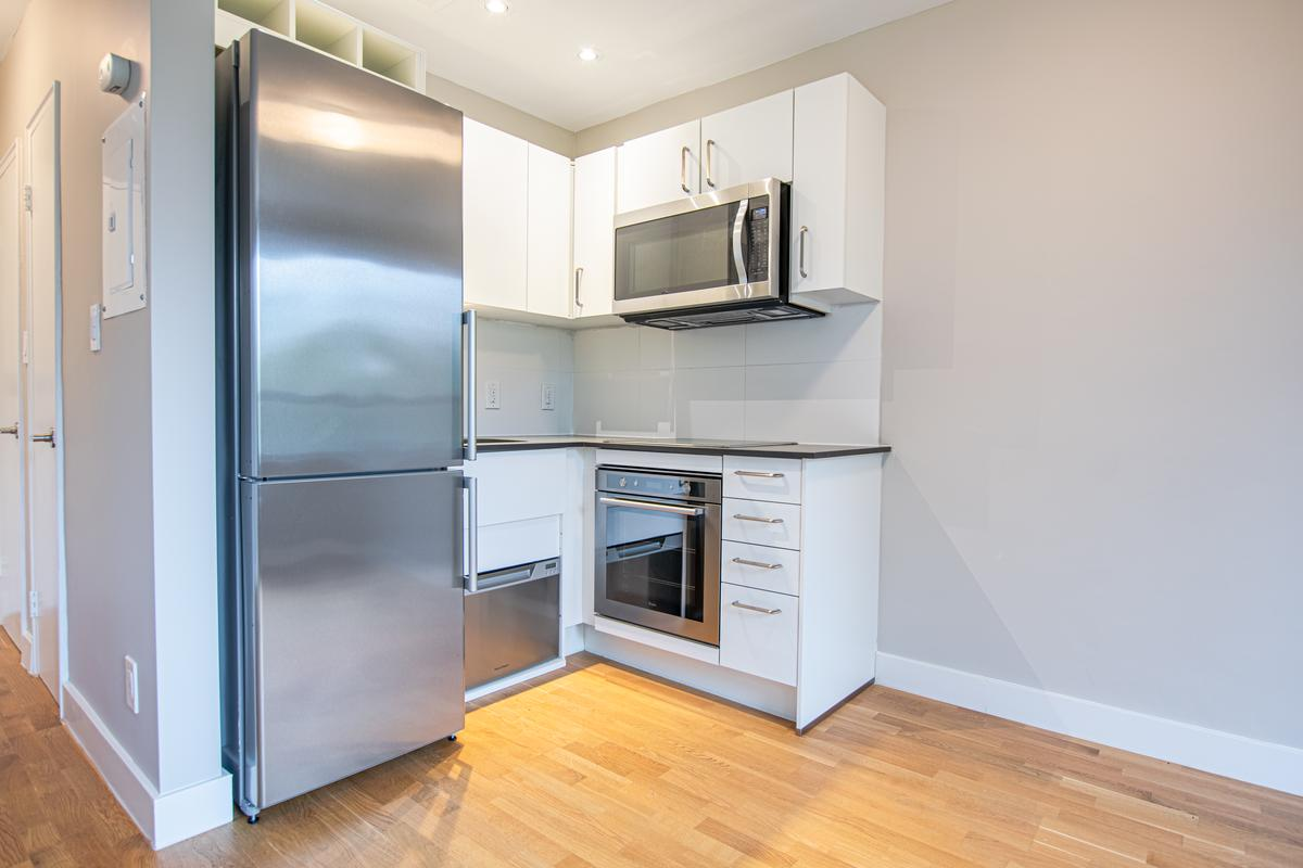 260 Gamble Ave. - Photo 8