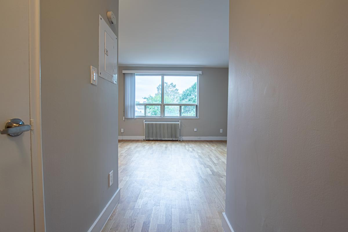 260 Gamble Ave. - Photo 3