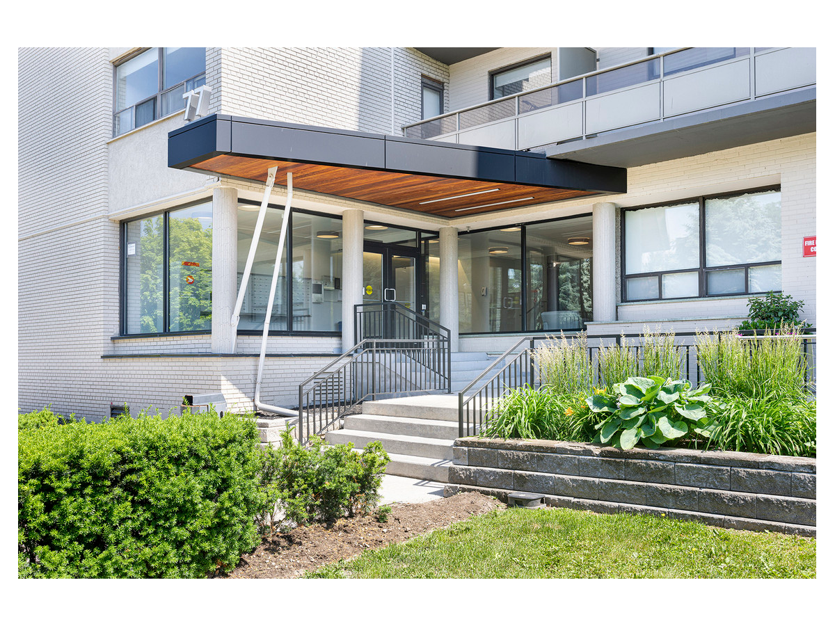 77 Parkwoods Village Dr. - Photo 14